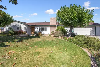 1041 Holmes, Calimesa, CA 92320 - Photo 2