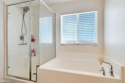14049 Amorosa Ct, Beaumont, CA 92223 - Photo 16