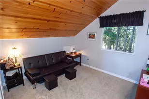 31384 Onacrest, Running Springs, CA 92382 - Photo 22