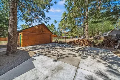 1033 Sierra, Big Bear City, CA 92314 - Photo 32