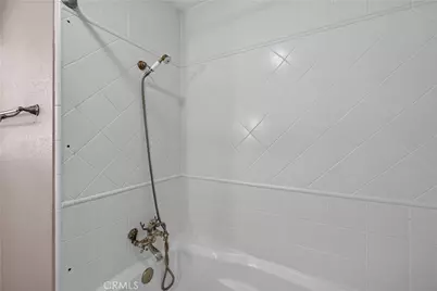 1410 Kellogg, Corona, CA 92879 - Photo 30