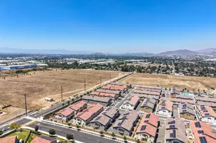 7419 Olive Grv St, Riverside, CA 92507 - Photo 48