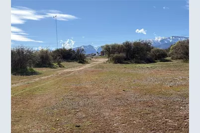 8350 Cedar, Phelan, CA 92371 - Photo 2