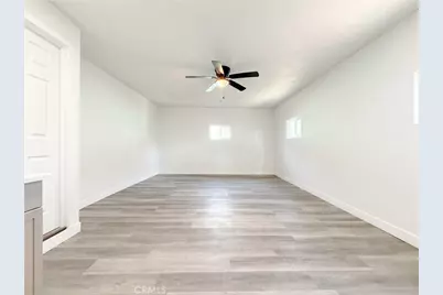 718 E 103rd Place, Los Angeles, CA 90002 - Photo 24