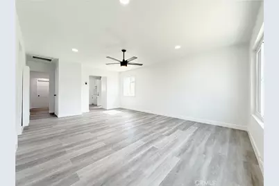 718 E 103rd Place, Los Angeles, CA 90002 - Photo 4