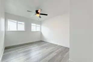 718 E 103rd Pl, Los Angeles, CA 90002 - Photo 18