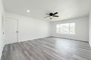 718 E 103rd Pl, Los Angeles, CA 90002 - Photo 10