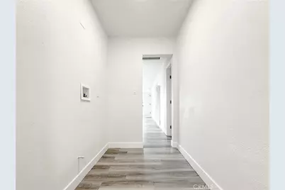 718 E 103rd Place, Los Angeles, CA 90002 - Photo 30
