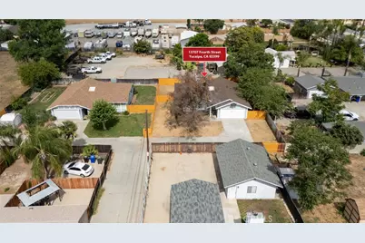 13707 4th, Yucaipa, CA 92399 - Photo 30