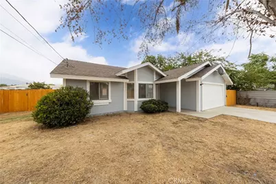 13707 4th, Yucaipa, CA 92399 - Photo 4