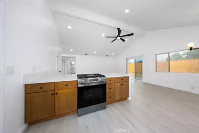 13707 4th, Yucaipa, CA 92399 - Photo 14