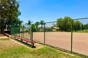 28958 Shadow Creek, Highland, CA 92346 - Photo 38
