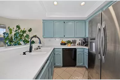 28958 Shadow Creek, Highland, CA 92346 - Photo 6