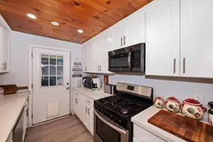 23869 Wildwood, Crestline, CA 92325 - Photo 18