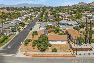 11731 Mount Vernon, Grand Terrace, CA 92313 - Photo 32