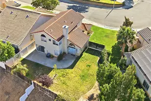 10986 Sunwood, Yucaipa, CA 92399 - Photo 2