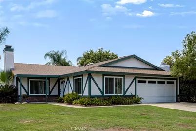 28335 Merridy, Highland, CA 92346 - Photo 2