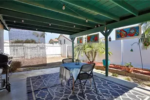 28335 Merridy, Highland, CA 92346 - Photo 26