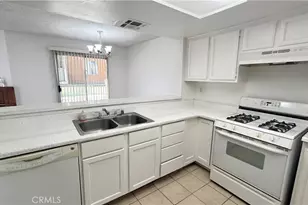 1025 N Tippecanoe, San Bernardino, CA 92410 - Photo 8
