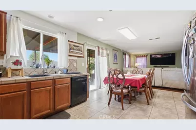 14024 Colt Court, Victorville, CA 92394 - Photo 4