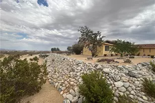 3255 Sunset, Joshua Tree, CA 92252 - Photo 4
