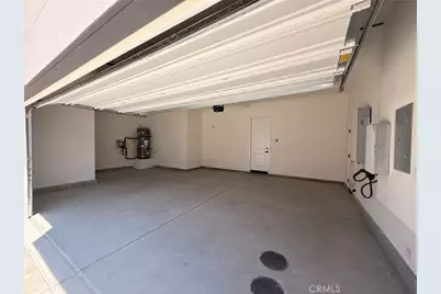 27403 Creekwood Lane, Valencia, CA 91381 - Photo 2