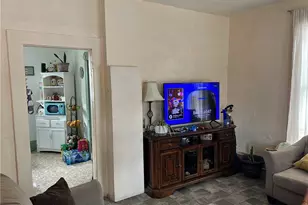 2162 5th St, Riverside, CA 92507 - Photo 2