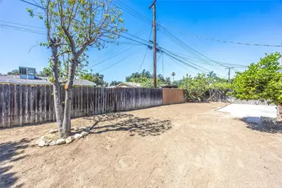 634 E Pioneer, Redlands, CA 92374 - Photo 32
