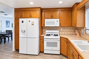 28799 Via Playa Del Rey, Murrieta, CA 92563 - Photo 6