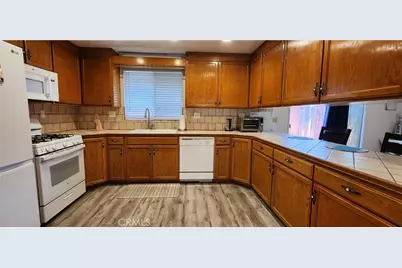 28799 Via Playa Del Rey, Murrieta, CA 92563 - Photo 6
