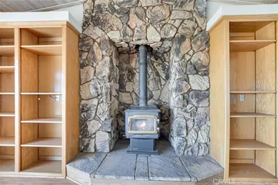 2929 Snow Line Drive, Pinon Hills, CA 92372 - Photo 14