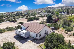 2929 Snow Line Dr, Pinon Hills, CA 92372 - Photo 58