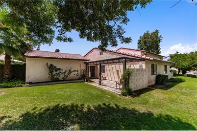 607 E Palm Avenue, Redlands, CA 92374 - Photo 1