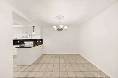 607 E Palm Avenue, Redlands, CA 92374 - Photo 8