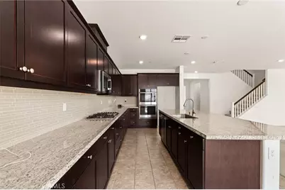 5562 Royal Oaks, Fontana, CA 92336 - Photo 6
