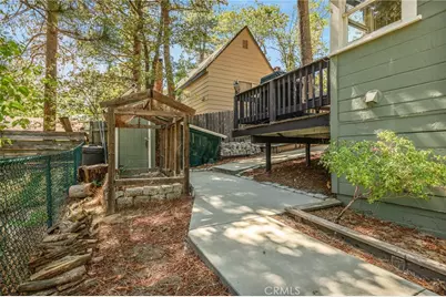 380 Hemlock, Lake Arrowhead, CA 92352 - Photo 18