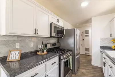 124 Wabash, Sugarloaf, CA 92386 - Photo 6