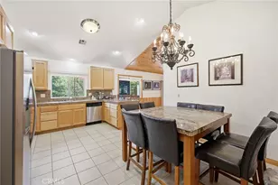 915 Brentwood Dr, Lake Arrowhead, CA 92352 - Photo 26