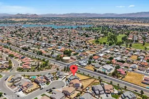 17681 View Mt Ct, Victorville, CA 92395 - Photo 48
