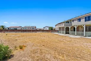 17681 View Mt Ct, Victorville, CA 92395 - Photo 34