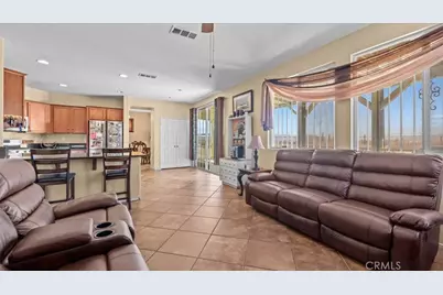 17681 View Mount Court, Victorville, CA 92395 - Photo 6