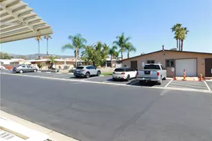 35218 Fir Ave, Yucaipa, CA 92399 - Photo 2
