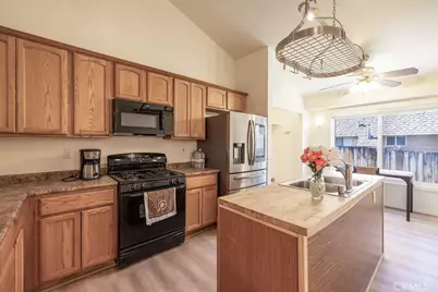 451 Maple, Big Bear Lake, CA 92386 - Photo 6