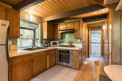 271 Fremont Road, Lake Arrowhead, CA 92352 - Photo 8