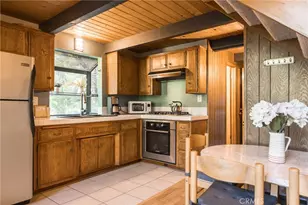 271 Fremont Rd, Lake Arrowhead, CA 92352 - Photo 14