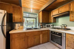 271 Fremont Rd, Lake Arrowhead, CA 92352 - Photo 10