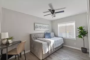 201 Rd Runner Ln, Fountain Valley, CA 92708 - Photo 18