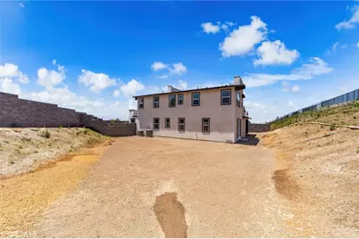 16094 Butterfly Drive, Fontana, CA 92336 - Photo 44