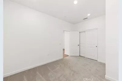 16094 Butterfly Drive, Fontana, CA 92336 - Photo 20