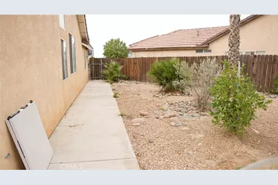 14049 Trigger, Victorville, CA 92392 - Photo 14